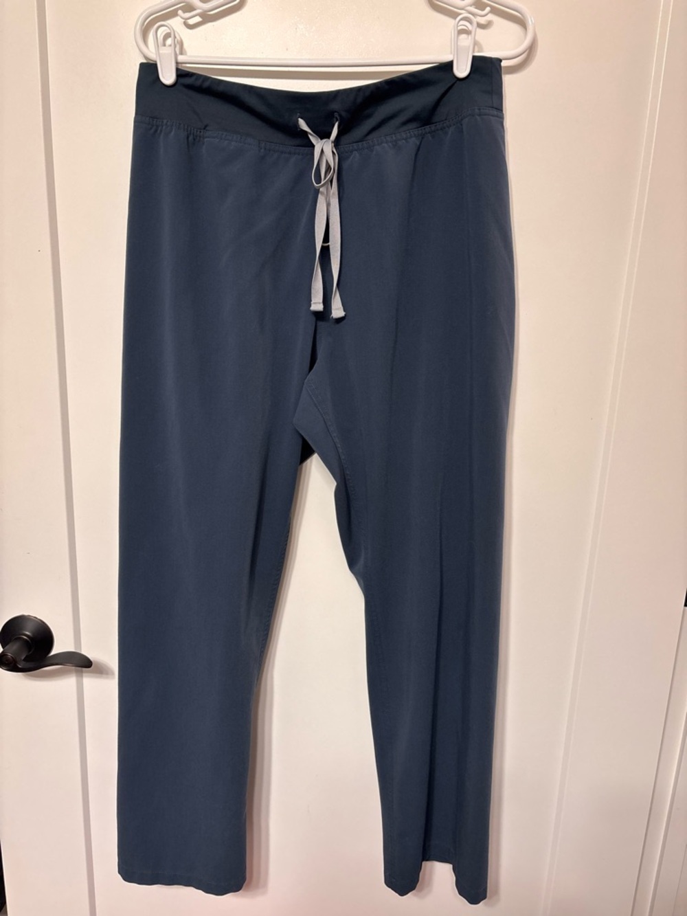 FIGS basic Livingston scrub pant Large Petite dark harbor